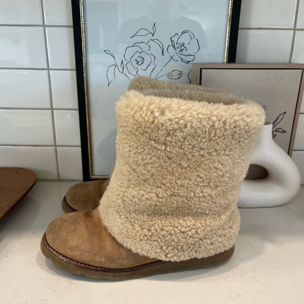 Ugg  maylin fluff